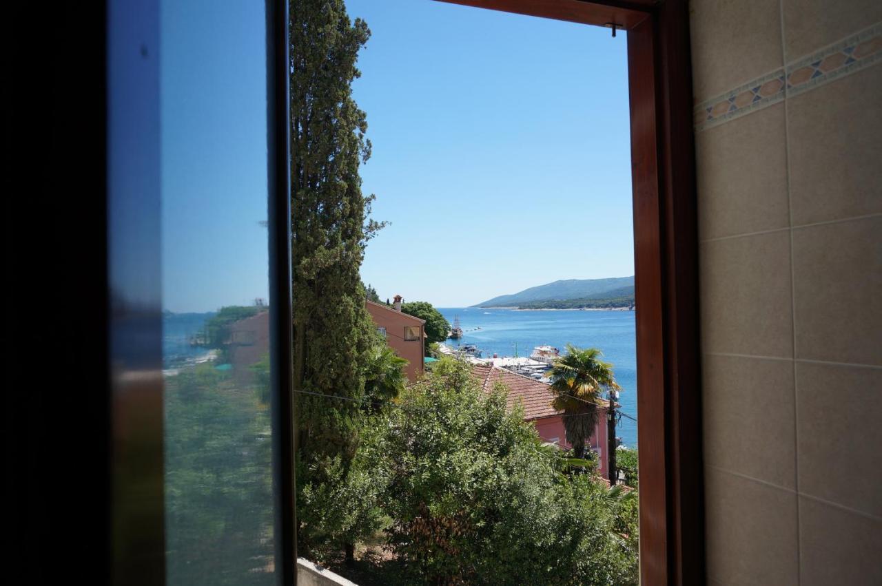 Studio Apartment Michelle - Intermezzo With Sea View Rabac Εξωτερικό φωτογραφία
