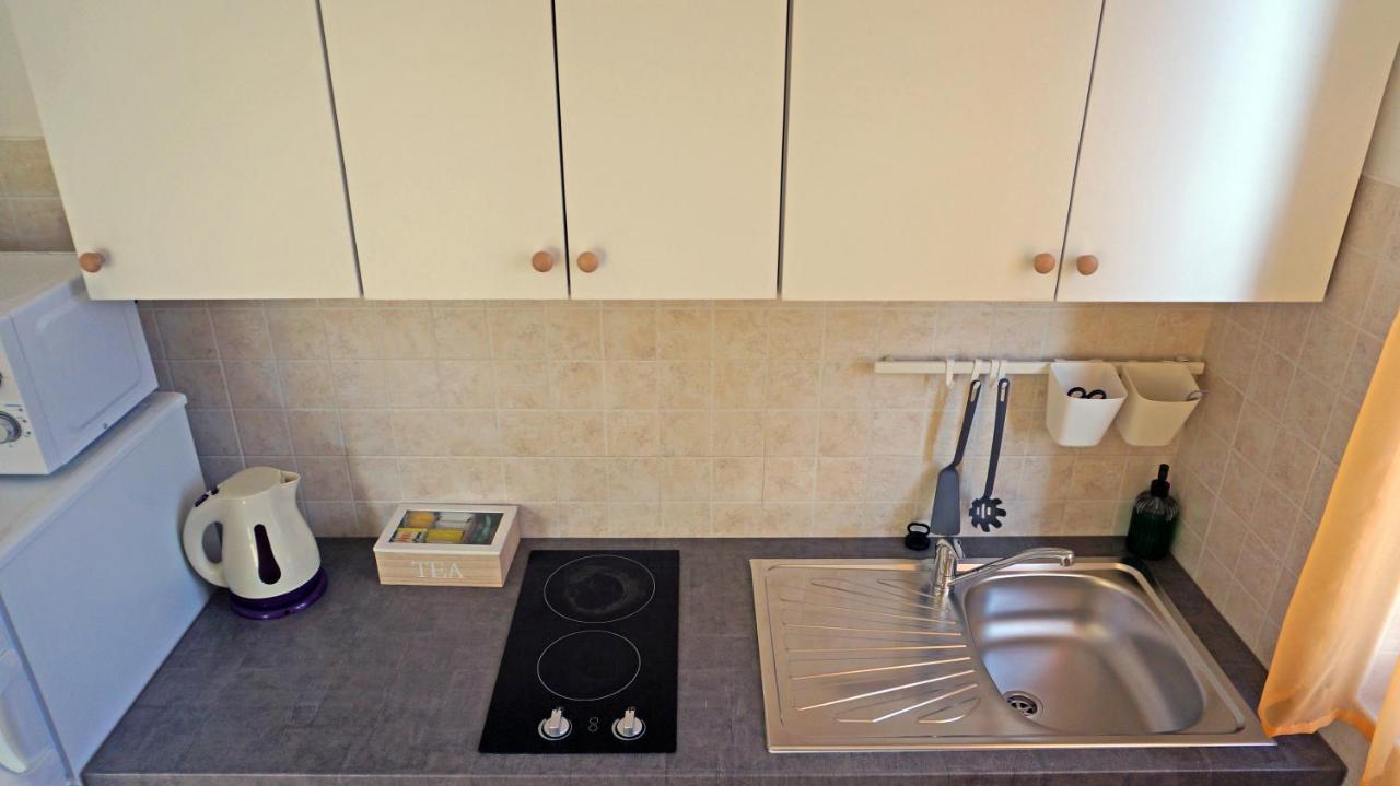 Studio Apartment Michelle - Intermezzo With Sea View Rabac Εξωτερικό φωτογραφία