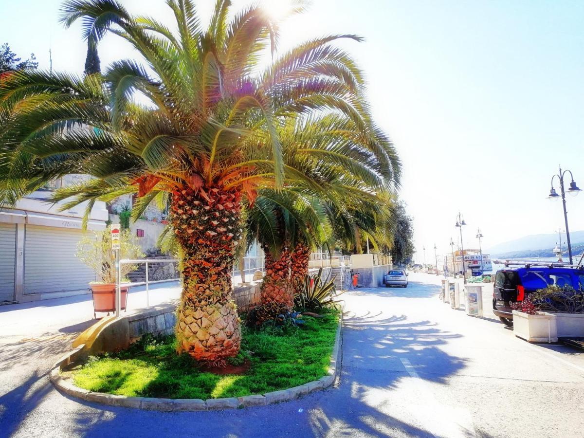 Studio Apartment Michelle - Intermezzo With Sea View Rabac Εξωτερικό φωτογραφία