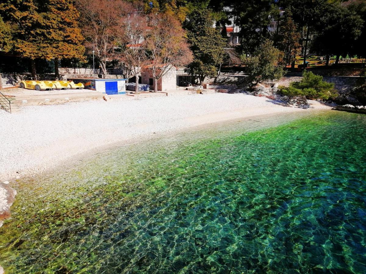 Studio Apartment Michelle - Intermezzo With Sea View Rabac Εξωτερικό φωτογραφία