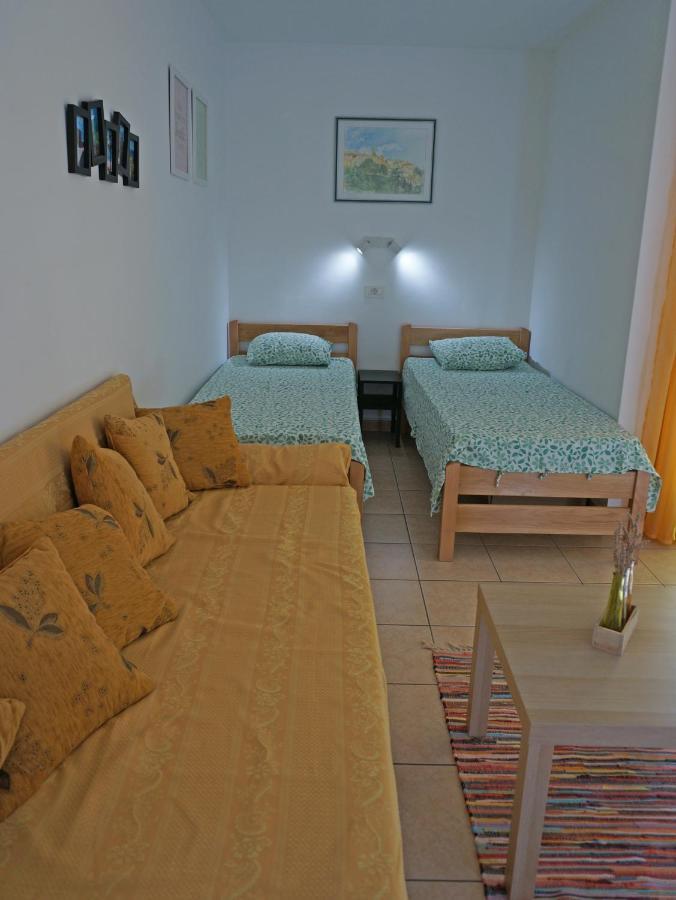 Studio Apartment Michelle - Intermezzo With Sea View Rabac Εξωτερικό φωτογραφία